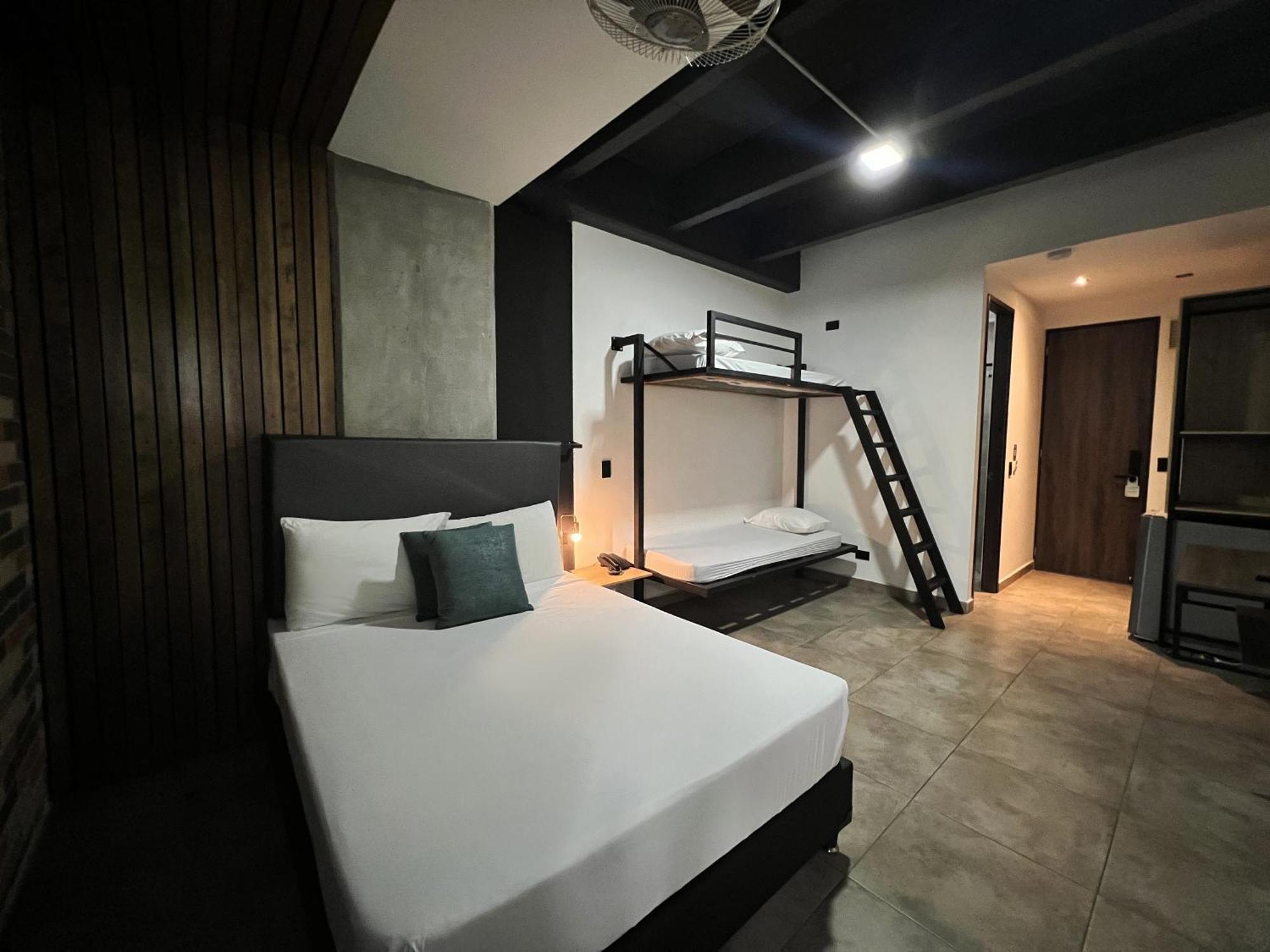 Apartahotel 메딜린 외부 사진