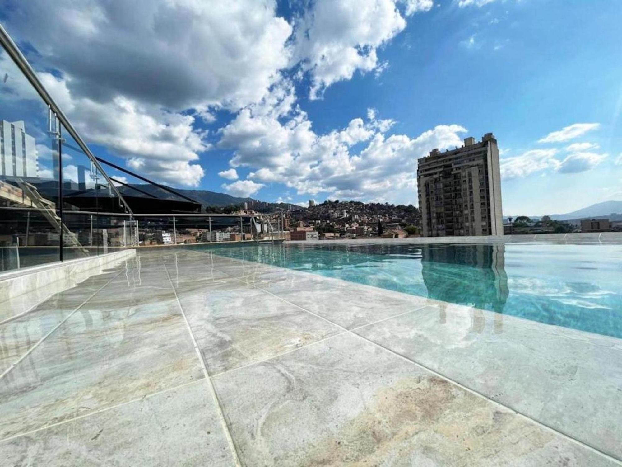 Apartahotel 메딜린 외부 사진